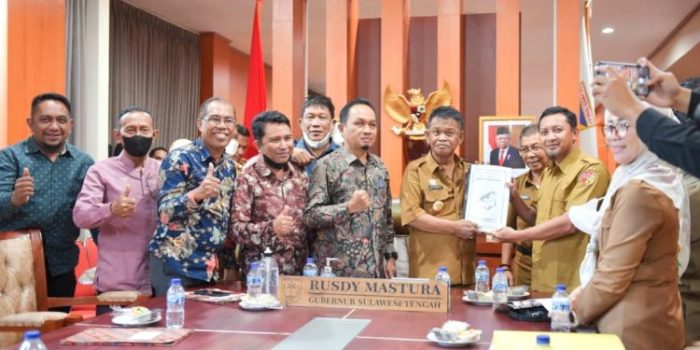 Pemda Touna Temui Gubernur, Bawa Dokumen Aspirasi Pembentukan Kabupaten Pulau Togean